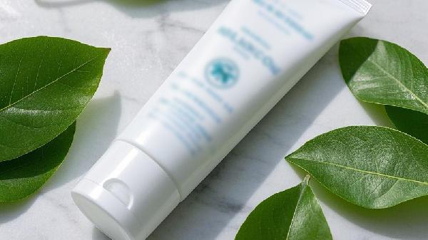 护手霜怎么用更滋润