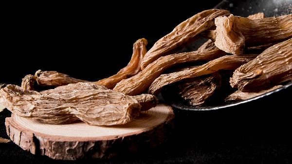 天麻炖老母鸡的作用和功效有哪些