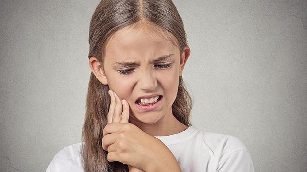 宝宝牙龈血管瘤是怎么治疗