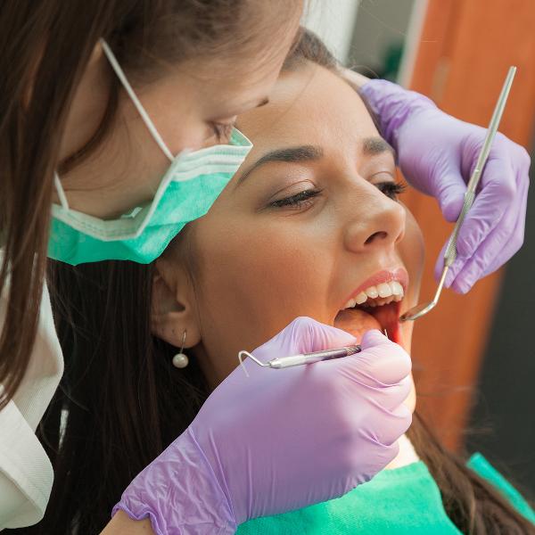 牙齿龋坏什么原因