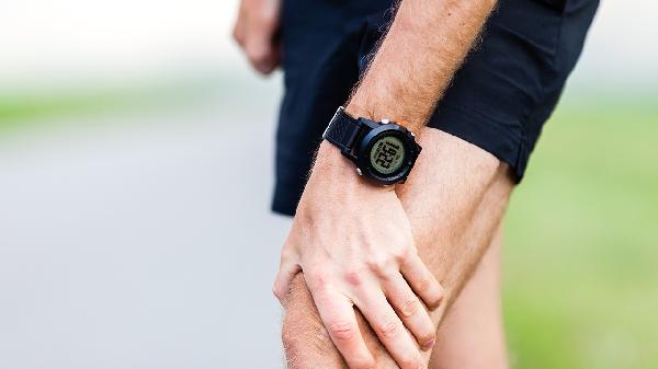 50岁以后腰腿疼痛，不一定是骨质疏松，真正的骨质疏松有5个症状