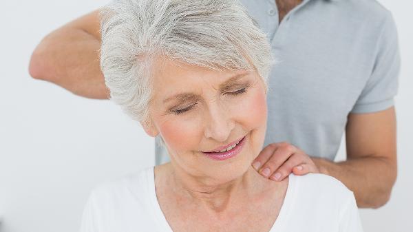 颈纹怎么消除啊