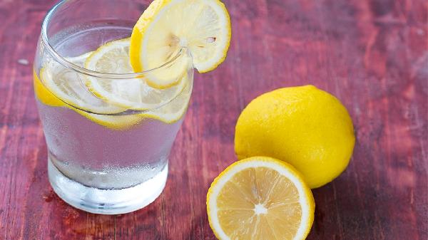 山楂玫瑰花泡水的功效