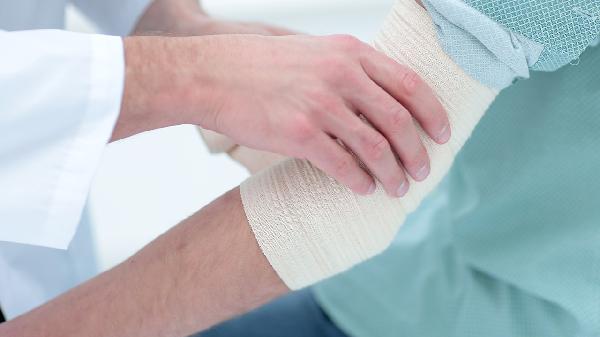 小儿推拿退热的方法