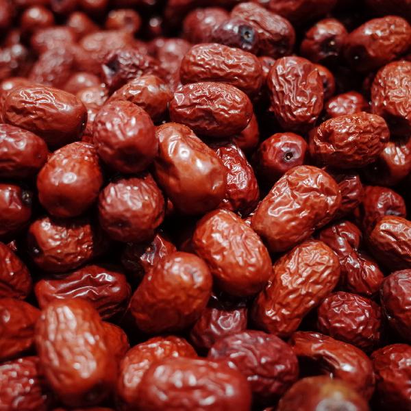 红枣、红糖能补血吗？真正补血的食物是这6种，别再乱花钱