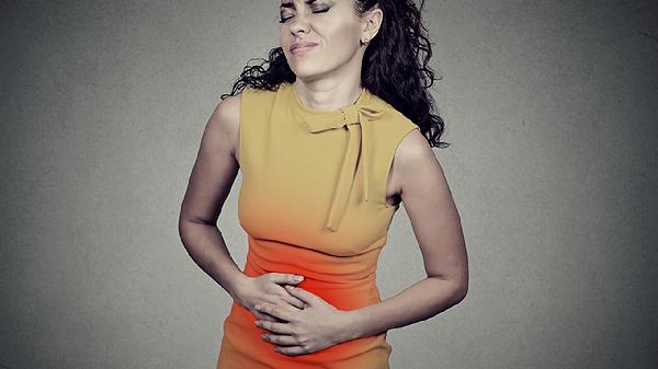 一对老夫妻,前后脚被查出肠癌!医生痛惜:和这5个习惯有关!