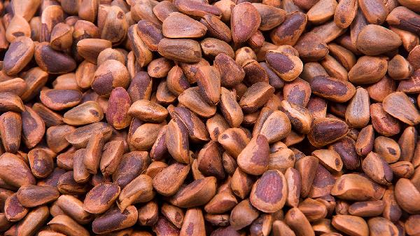 这种长期被低估的坚果,真的值得搬上餐桌!每天一小把,好处多