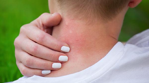 宝宝绕颈两周怎么办