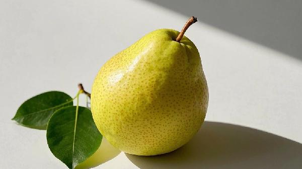 女子甲状腺结节4mm，坚持吃了一年雪梨，复查后出人意料