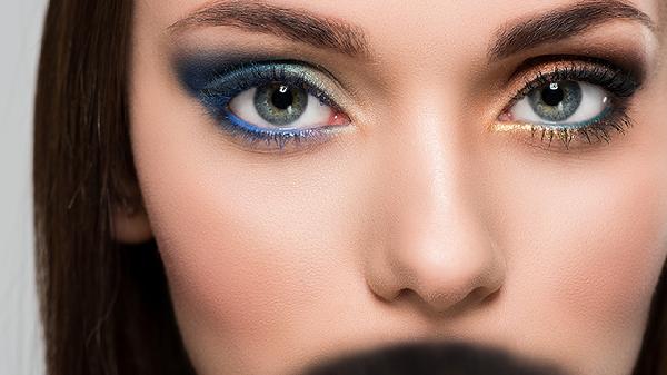 溴芬酸钠滴眼液有什么注意事项