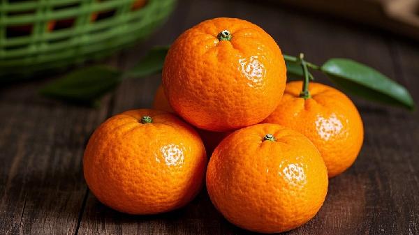 近期大量上市的草莓、车厘子、砂糖橘有哪些食用禁忌?