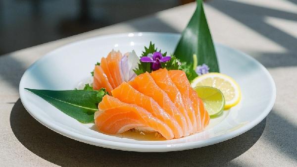 男子吃完生鱼片后,肺部被寄生虫感染!警惕肝吸虫病