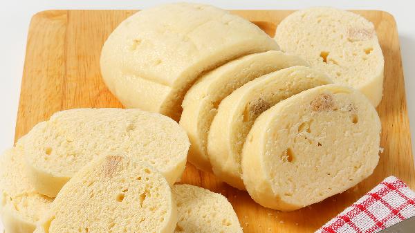 馒头保鲜秘籍!别直接放冰箱,这招让馒头月余如新!