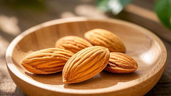 巴旦木的功效与作用、禁忌和食用方法