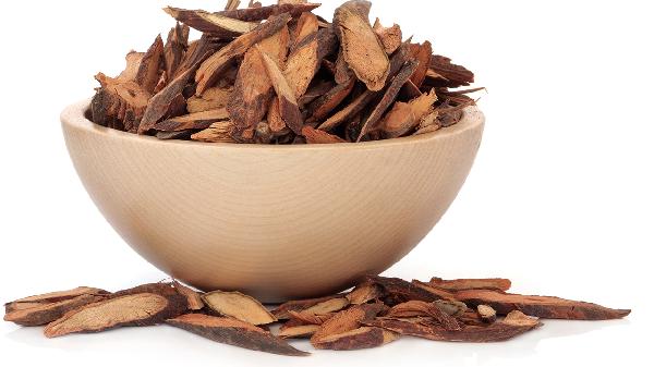 佩戴鸡血藤手镯的功效