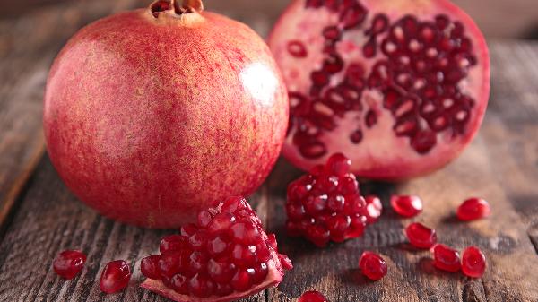 女性吃石榴有什么好处