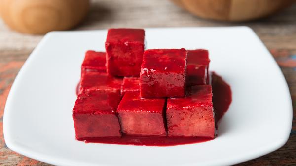 老人长期吃红腐乳,到底是致癌还是抗癌?别在一味地吃错了