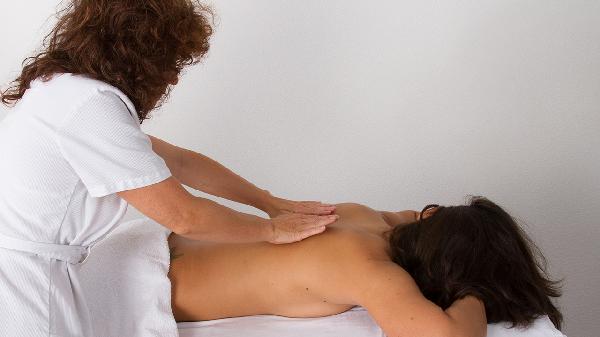 皮肤春季过敏症状有哪些引起的