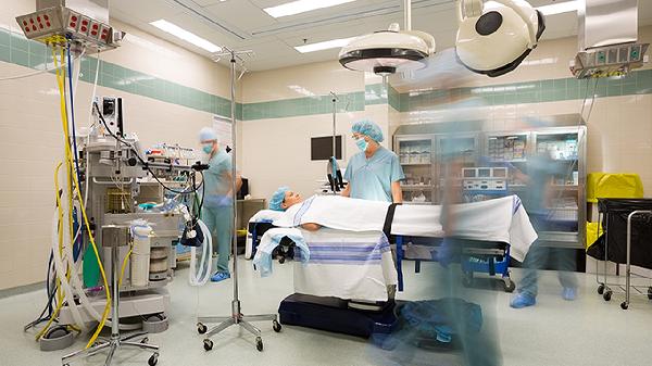 医生劝告：这种馋嘴小食越吃越上瘾，内脏已悄悄报警！