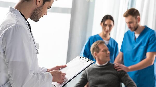 医生说漏嘴：血糖高这样喝酒，并发症少一半