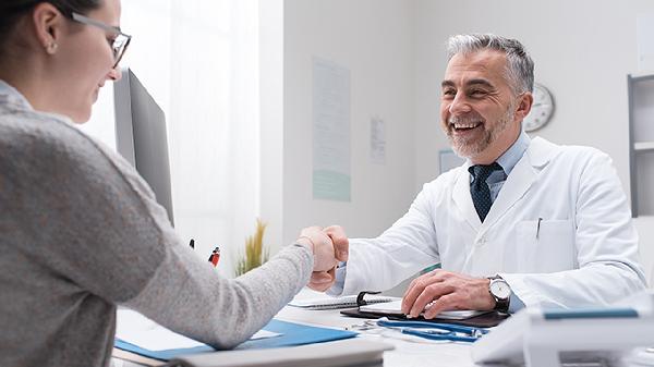 产科医生偷偷推荐的5种蔬菜，月子里吃出好气色