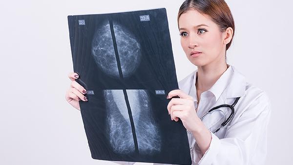 胃不好的人注意！医生提醒：苹果和茶这样吃=雪上加霜