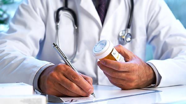 胃不好的人注意！医生提醒：苹果和茶这样吃=雪上加霜