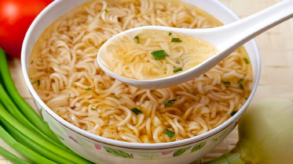 半夜嘴馋不敢吃？这几种美食让你瘦身无压力！