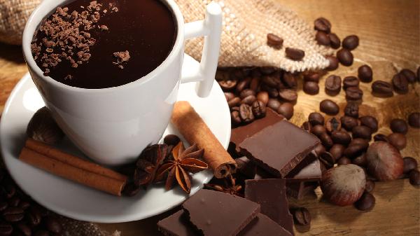 姐妹慎入！这样喝黑咖啡不但不减肥还伤胃