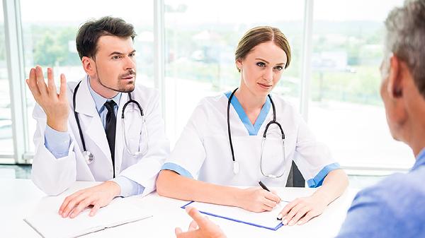 一个月瘦10斤的秘密！医生减肥法大公开，照着吃就对了