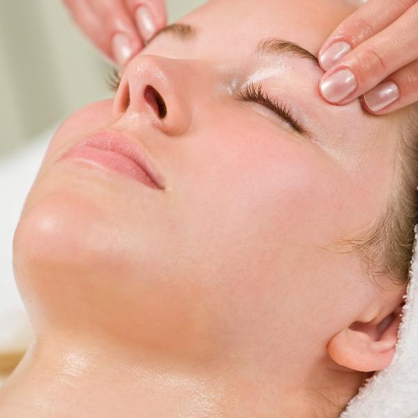 美白不靠P图！这份变白清单你绝对需要