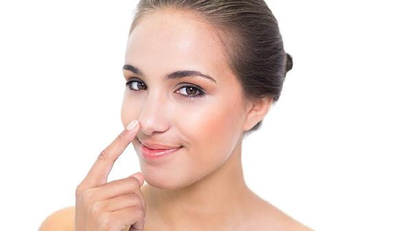 脸太瘦显老？化妆师偷偷用这招秒变饱满