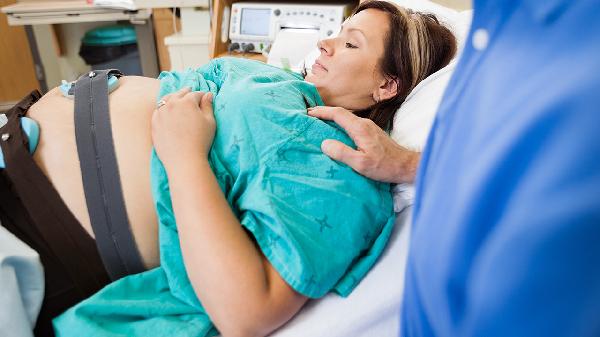 左肾轻度积水是用CT检查吗