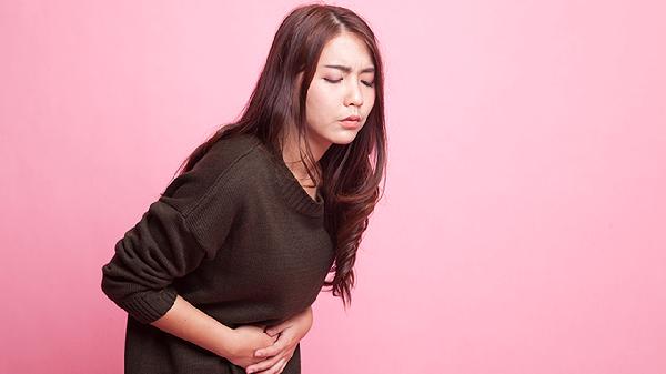 小腹痛白带有血怎么回事