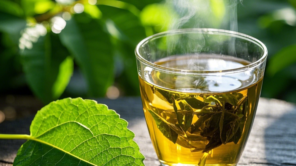 这些茶是肝脏的好帮手，每天喝上一杯，肝干净了脸色也好了