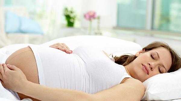 怀孕憋尿对胎儿有影响吗