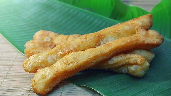 脂肪肝患者不能吃油条?一旦患上脂肪肝,远离4种早餐