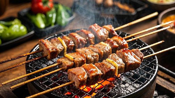 担心烧烤热量高?学会这些吃法健康又解馋