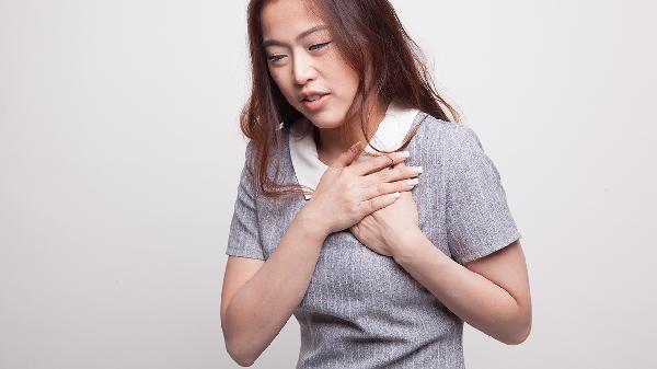 这6个表现是乳腺癌的“征兆”，做到这4点，可能会有预防作用，赶紧收藏起来
